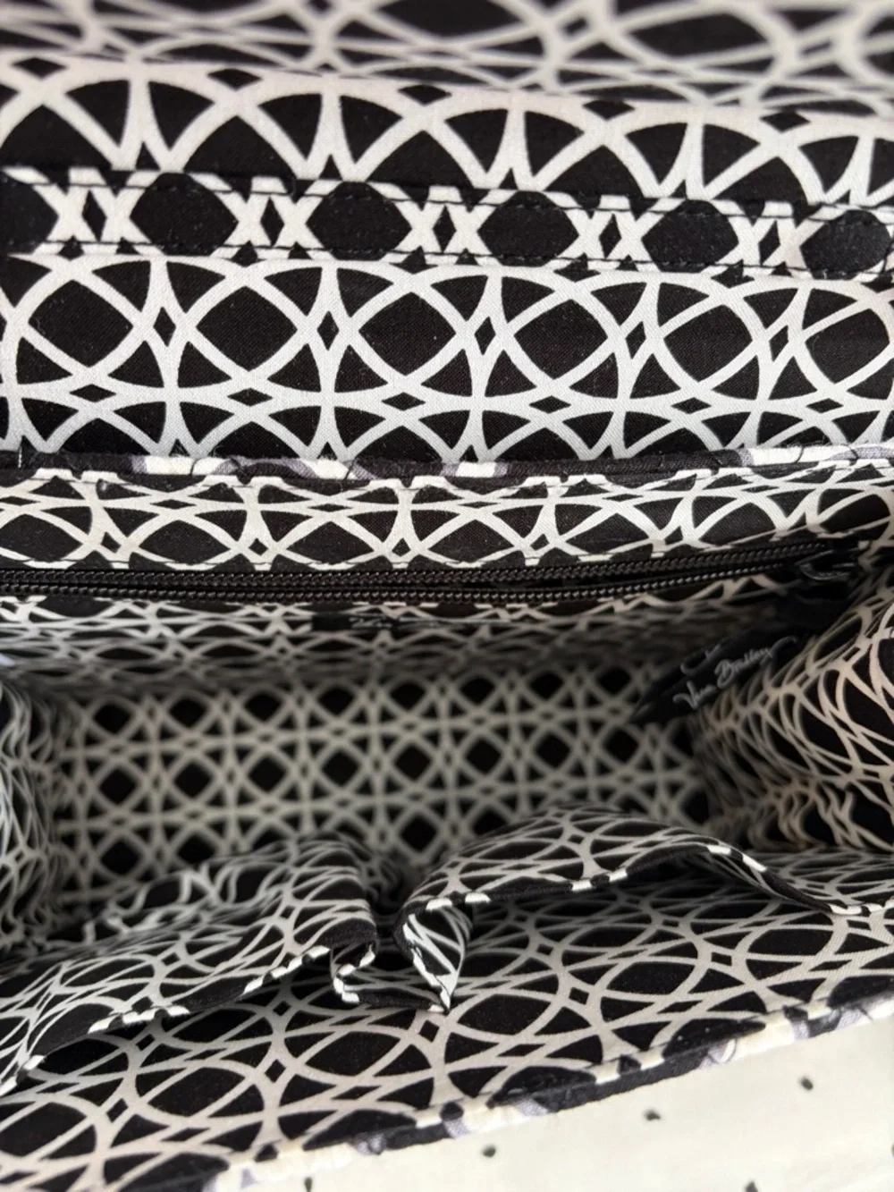 Vera Bradley Black & White Quilted Floral Crossbody - Picture 6 of 11